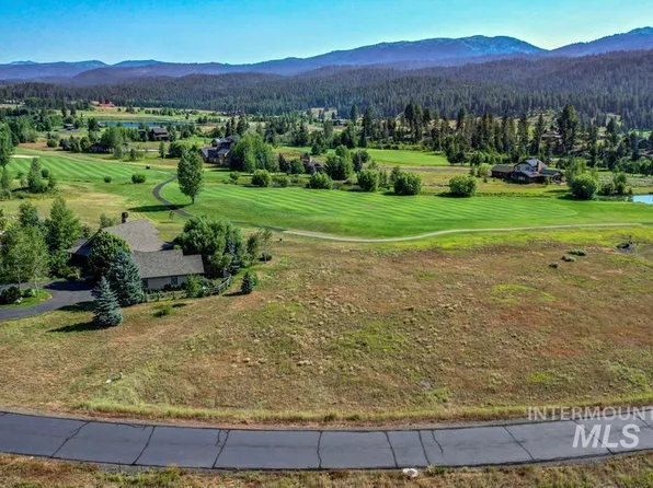 242 W Jug Rd, McCall, ID 83638