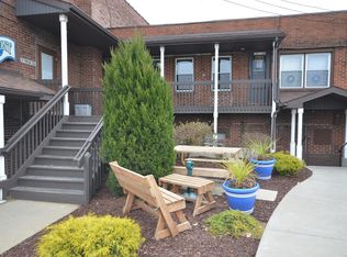 141 Portage Trl #2, Cuyahoga Falls, OH 44221