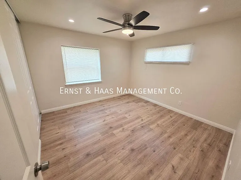 8459 Luxor St — Photo 5