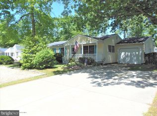 903 Center St, Little Egg Harbor, NJ 08087