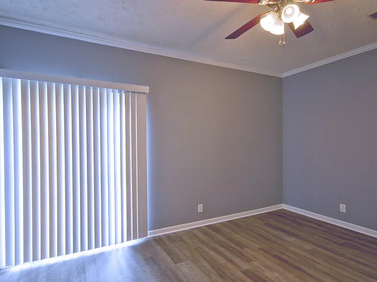 70 John Sevier Ave — Photo 20