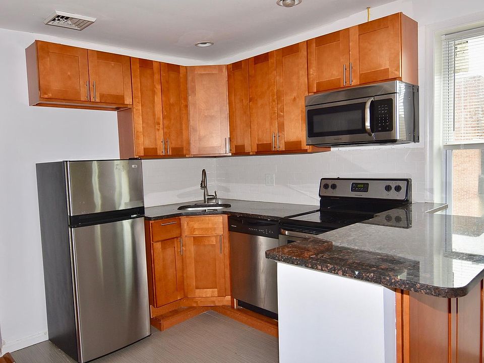 1st image of 211 S 45th St #6p1m7mxkz