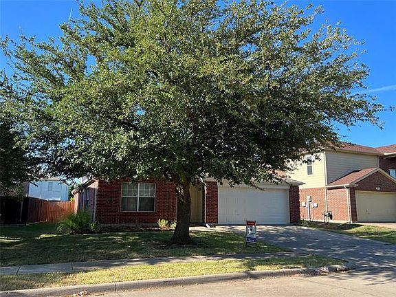 2nd image of 2803 Hillside Dr