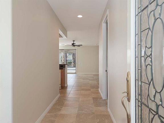 3rd image of 80121 Avenida Linda Vis