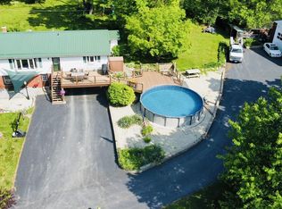 30847 Sun Ct, Burlington, WI 53105