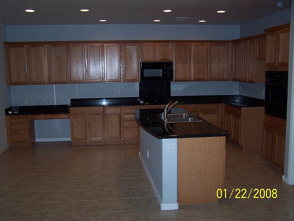 34 Doors & 14 Drawers