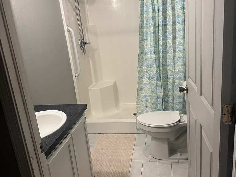 904 Sheryl St — Photo 17
