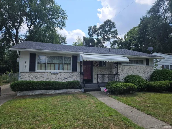 2818 Epsilon Trl, Flint, MI 48506