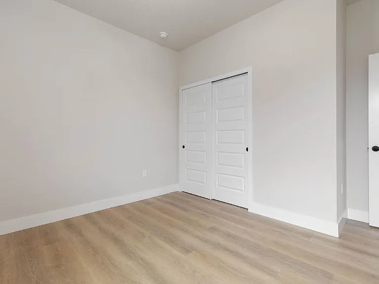 18 Wood Amber Ln #B — Photo 31
