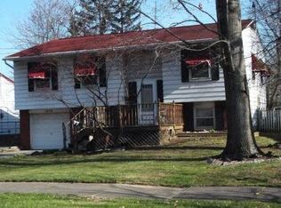 2856 Williamsburg St NW, Warren, OH