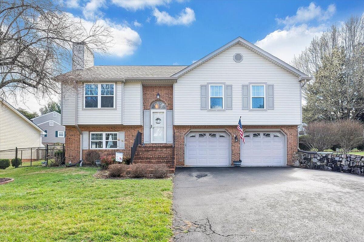 972 Barrens Village Ln, Roanoke, VA 24019 Zillow