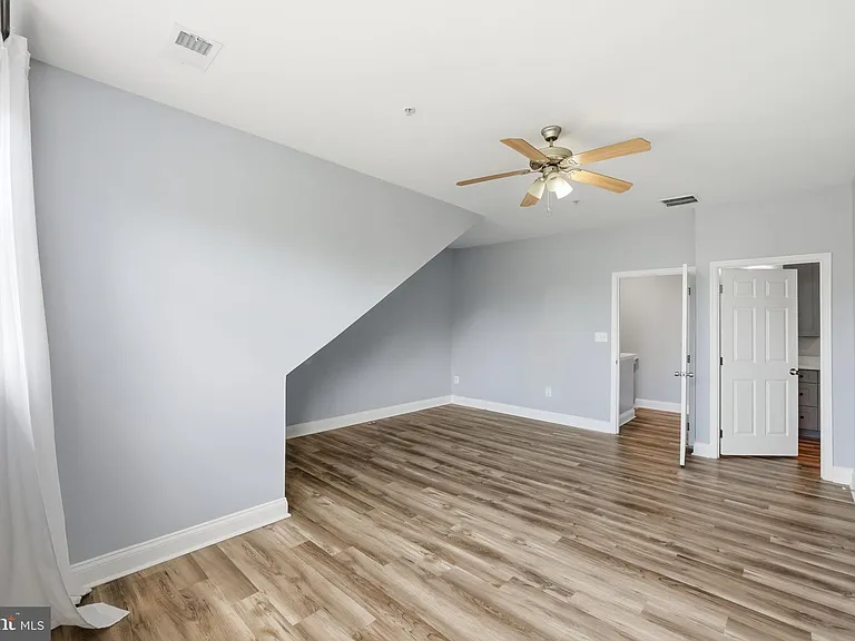 832 Estuary Dr — Photo 15