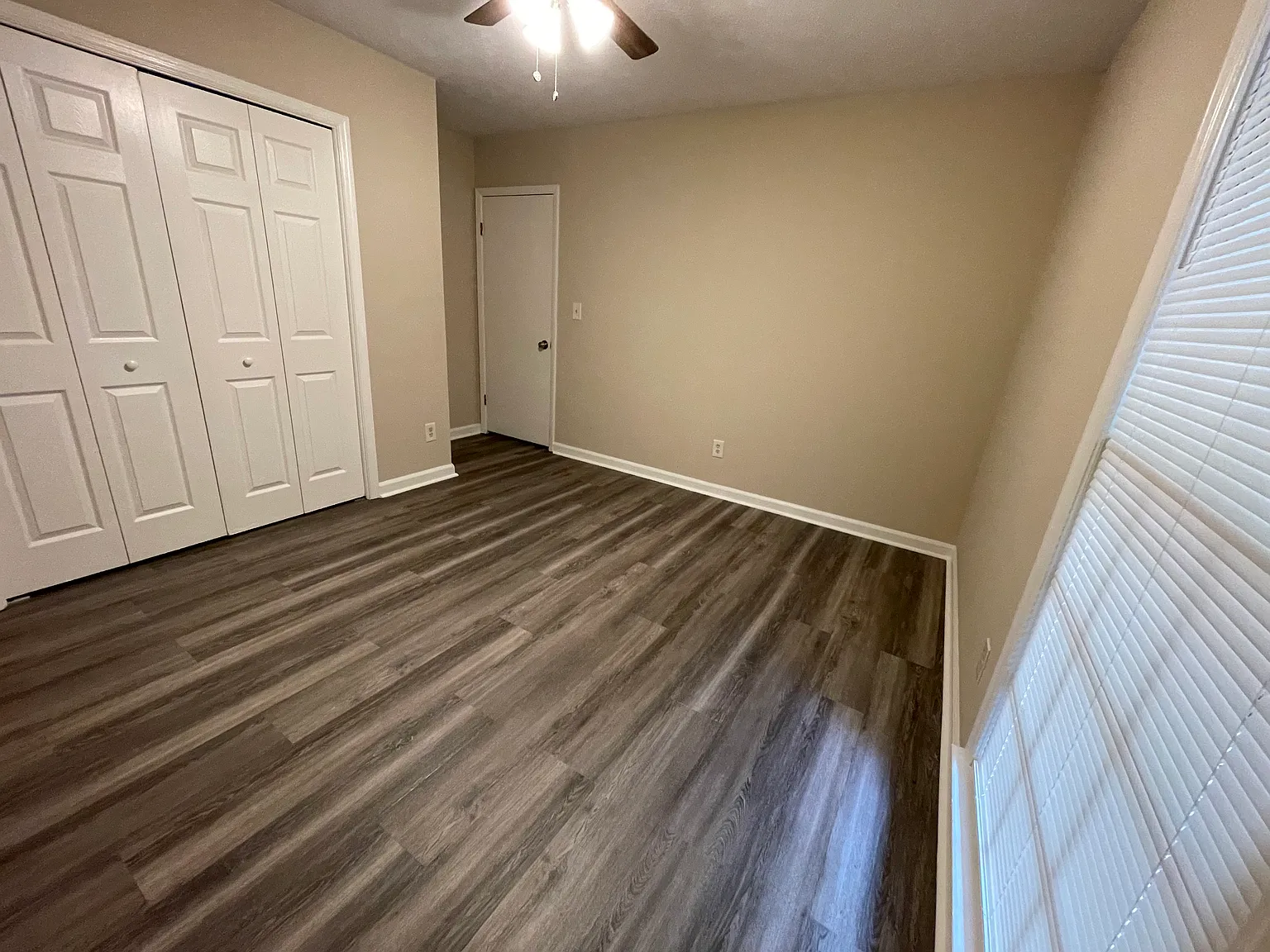 2 bed, 800 sqft, $950 — Photo 2