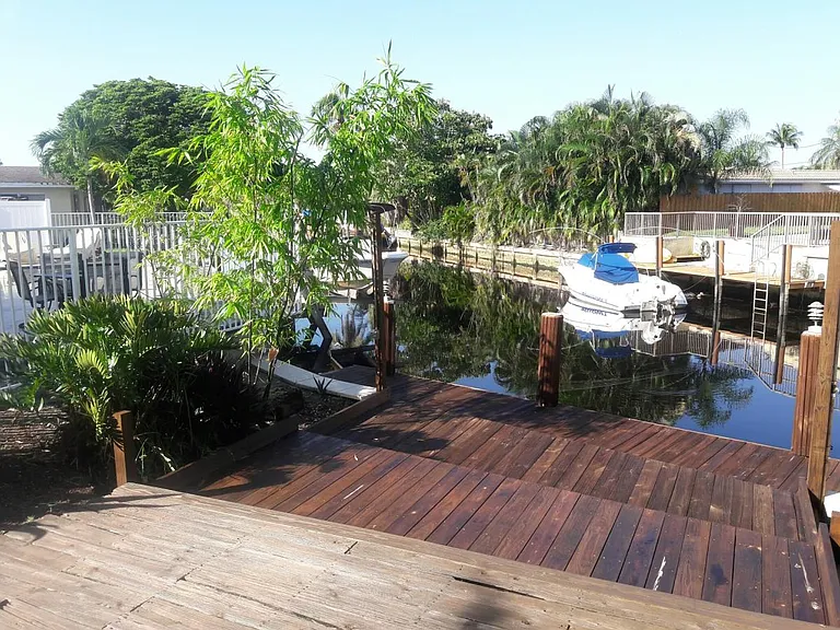 Patio/Dock