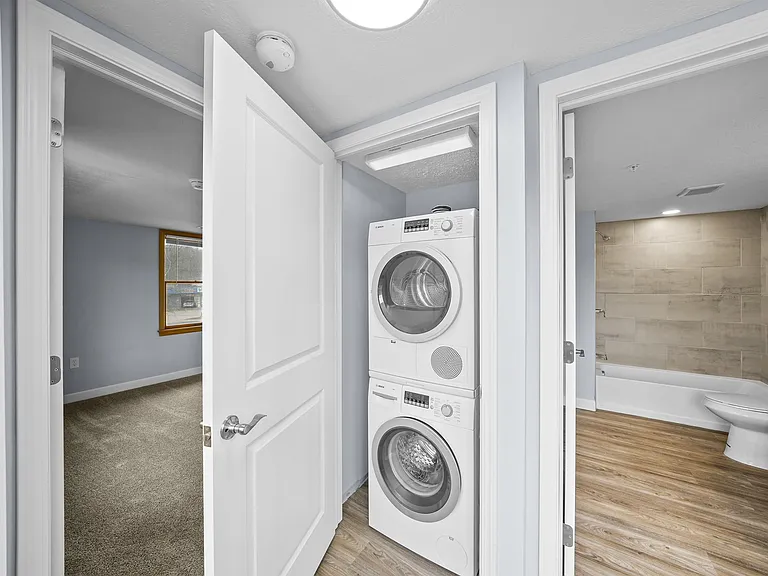 1765 Merriman Rd #300 — Photo 16