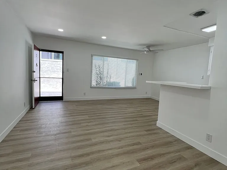1721 S Westgate Ave — Photo 13
