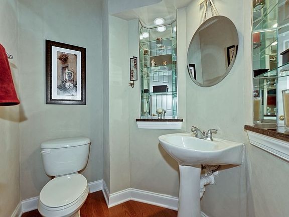 3rd image of 8104 Bergen Ct