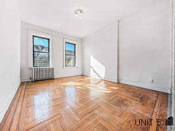 2nd image of 48 Graham Ave #3A