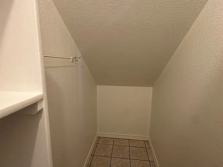 3503 Northpointe Dr — Photo 18