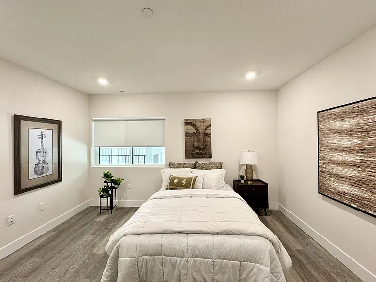 The SECRET in K-Town Luxury Apartments — Photo 28