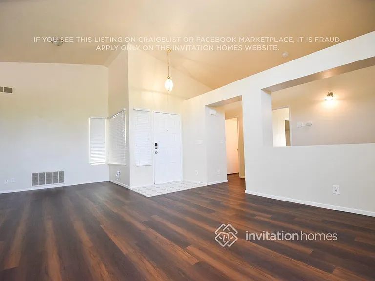 44251 Tahoe Way — Photo 3