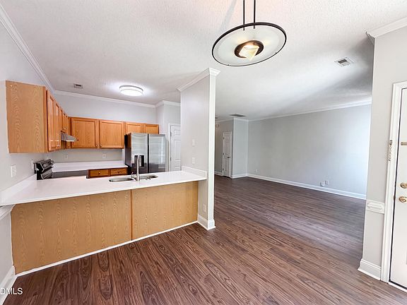 5th image of 4115 Beaufain St