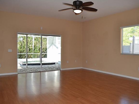 4th image of 19102 Fishermans Bend Dr