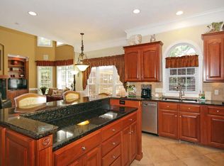 11615 Hidden Forest Ln, Davidson, NC 28036