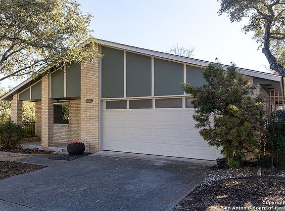 2nd image of 3486 River North Dr