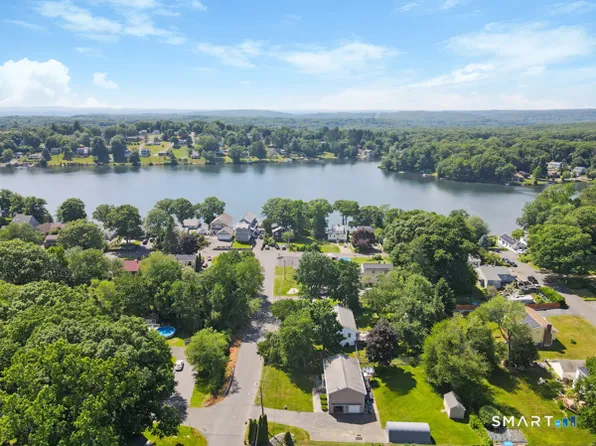 24 Maple Avenue, Wolcott, CT 06716