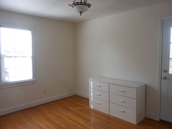 4th image of 2508 Ravenwood Ave NW