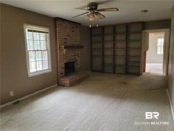 2nd image of 4665 Indian Springs Dr