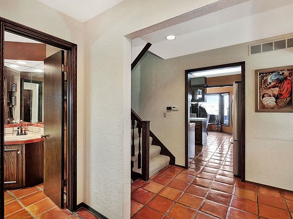 4th image of 2025 N Broadmoor St