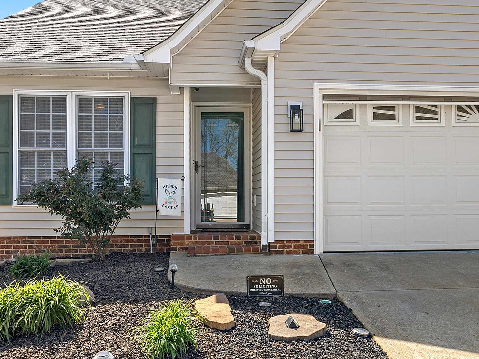 1st image of 432 Rambling Rose Way