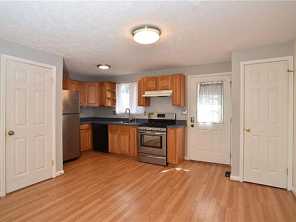 2nd image of 145 Woodlands
