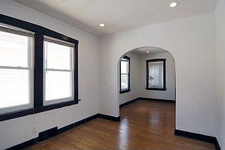 2nd image of 5512 N Neenah Ave