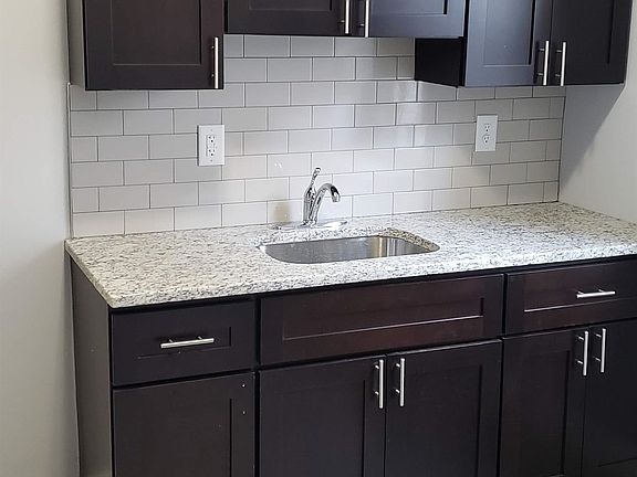 5th image of 111 61st St APT 19