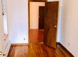 6235 60th Dr, Maspeth, NY 11378