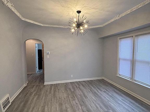 4th image of 4063 North Elmhurst ROAD #4065