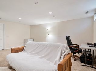 10 Kimberlys Ct, Baltimore, MD 21244