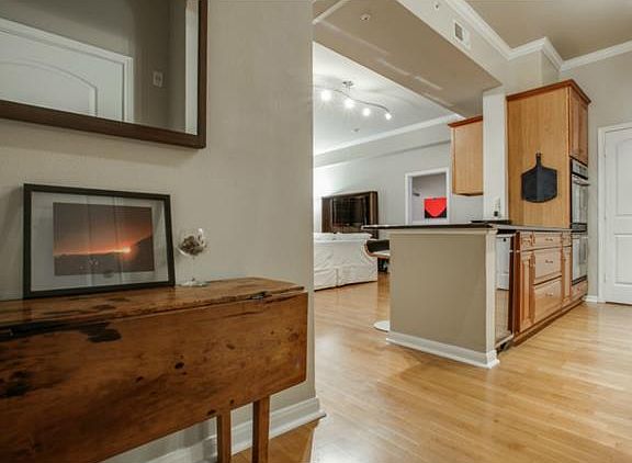 3rd image of 3225 Turtle Creek Blvd #1442