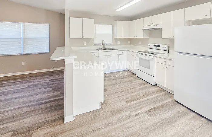 1013 E Eskimo Ave — Photo 8