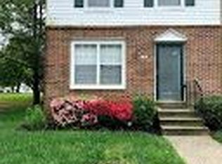 915 Saint Michaels Dr, Bowie, MD 20721