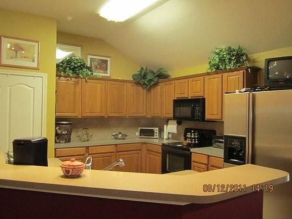 4th image of 6736 Chalk River Dr
