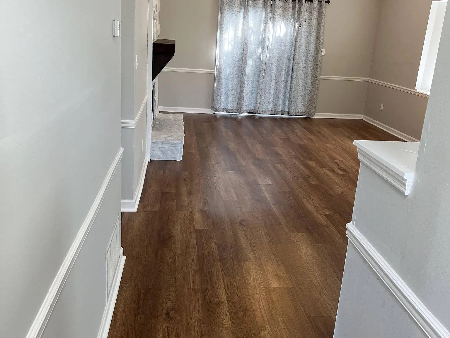 2 bed, 964 sqft, $1,500 — Photo 2