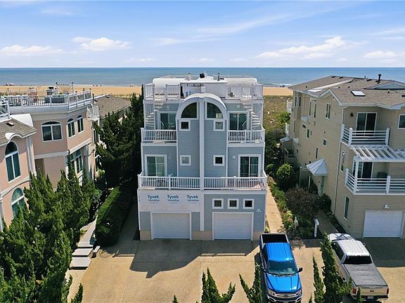 3rd image of 6804 Ocean Front Ave #A