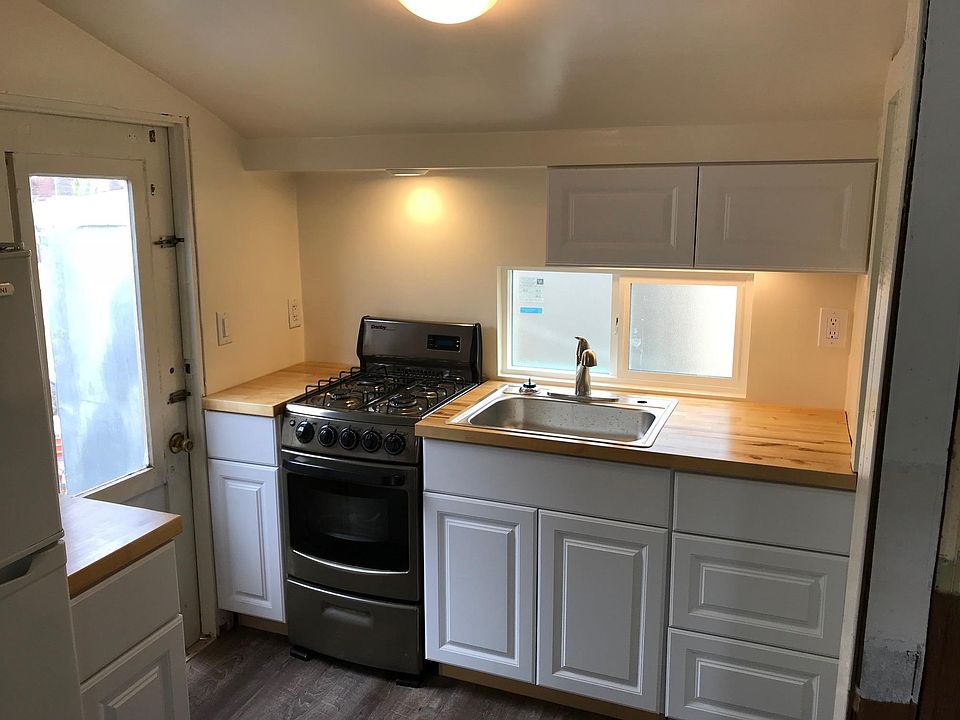 1st image of 4832 1/2 Brighton Ave