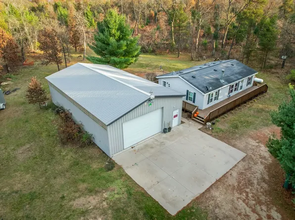 1972 W 7th Ct, Friendship, WI 53934
