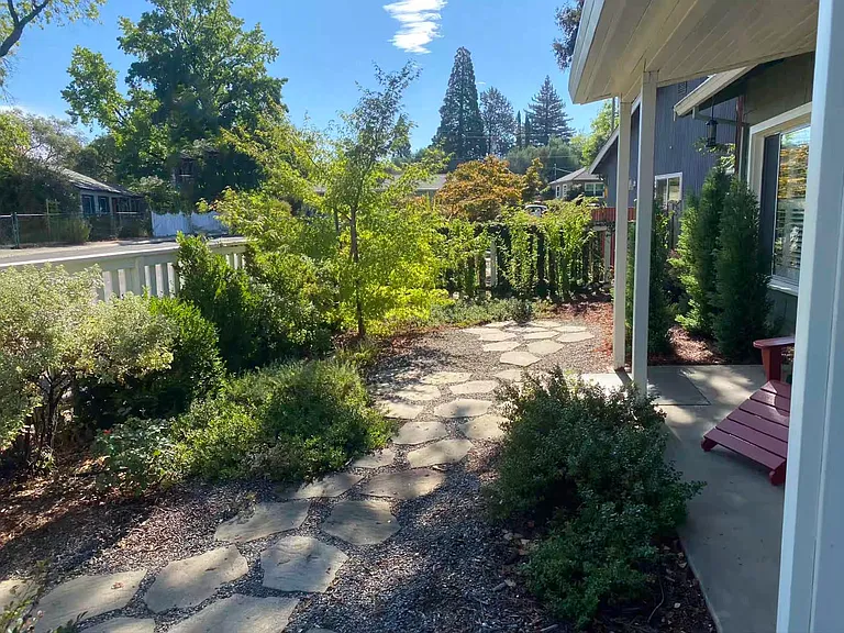 110 Del Monte Way — Photo 5