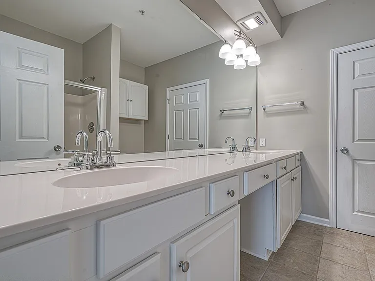 3246 Margellina Dr — Photo 22